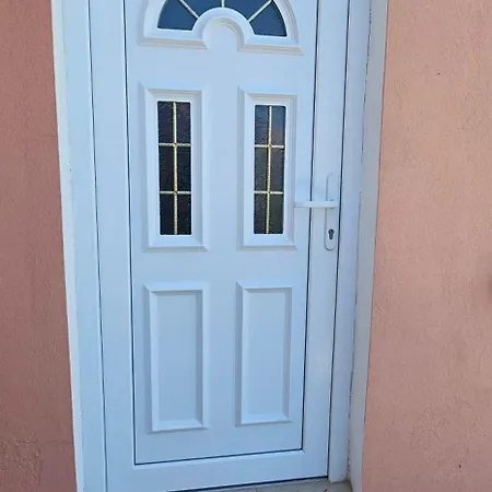 Victoria Διαμέρισμα *