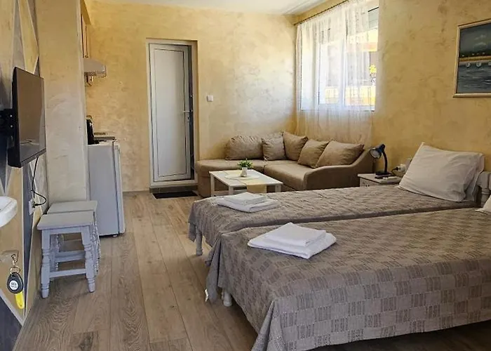 Victoria * Обзор